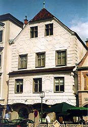 Stadtplatz 33