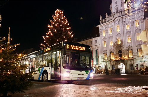 Die Steyrer Stadtbusse fahren an den Adventsamstagen länger und öfter.